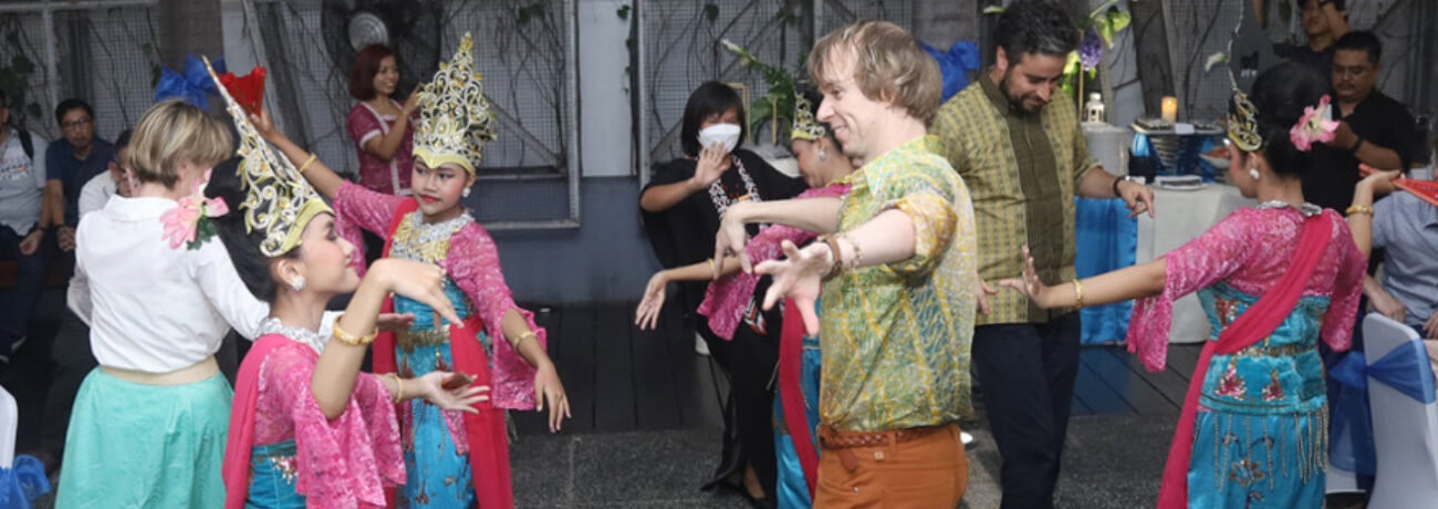 Leidse onderzoekers bezoeken Indonesië tijdens kennismissie